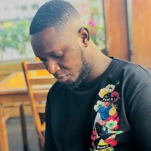 Meet your Posher, Eric